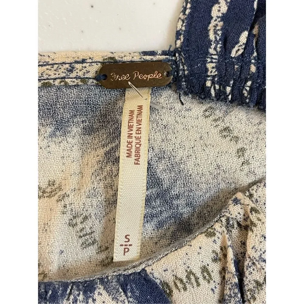 Free People women’s tank size small blue Creme